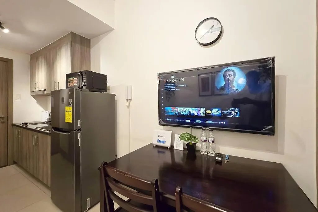 Apartment 1Br Unit Condotel W/ Balcony Fame Residences -Fm21 Manila Philippines