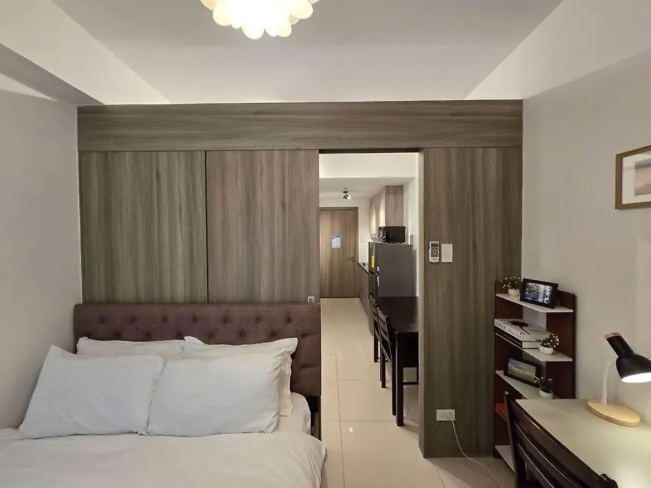 1Br Unit Condotel W/ Balcony Fame Residences -Fm21 Manila Apartment
