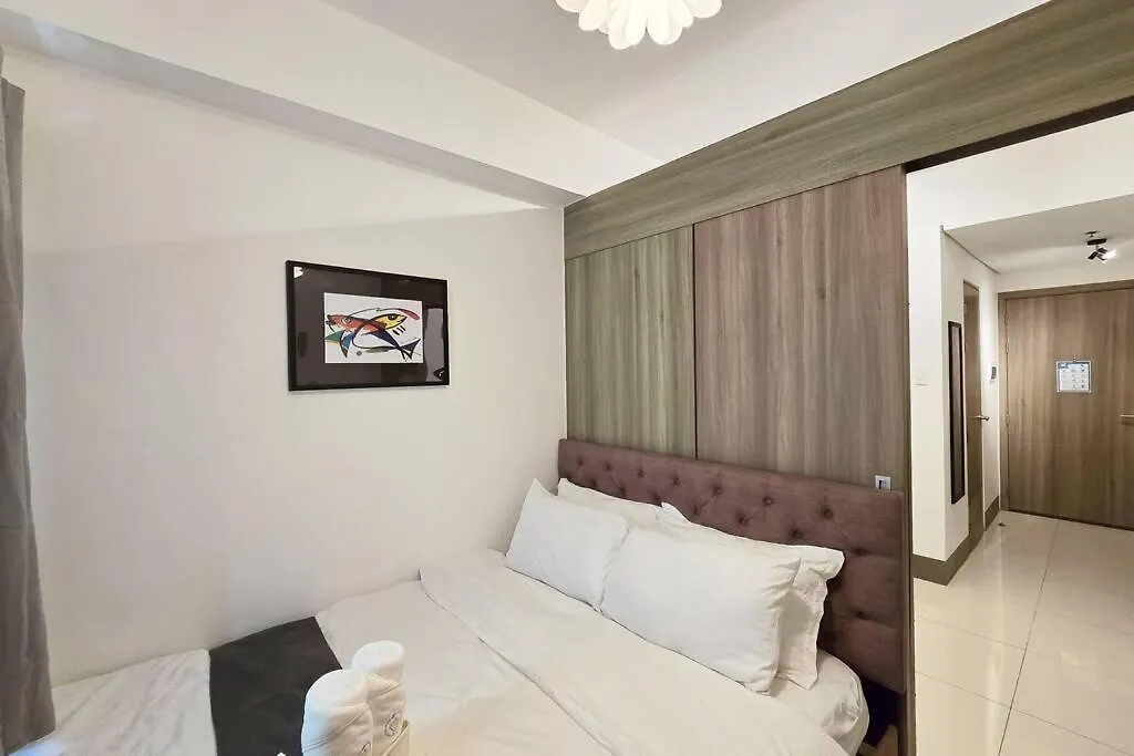 Apartment 1Br Unit Condotel W/ Balcony Fame Residences -Fm21 Manila