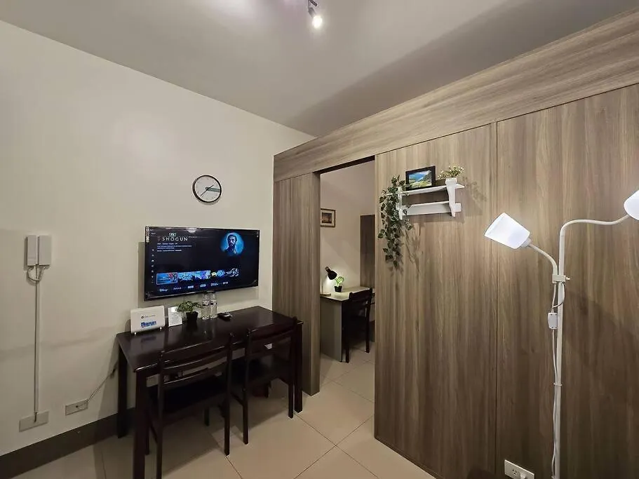 1Br Unit Condotel W/ Balcony Fame Residences -Fm21 Manila