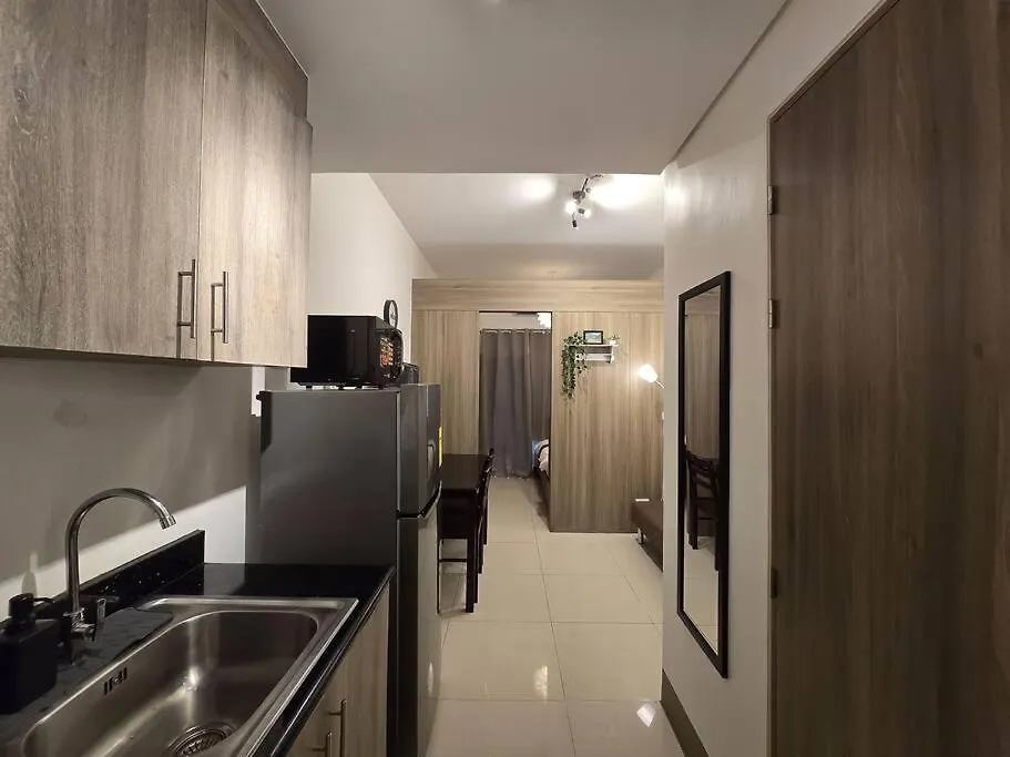 Apartment 1Br Unit Condotel W/ Balcony Fame Residences -Fm21 Manila