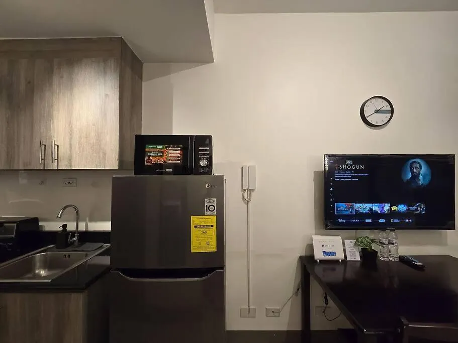 Apartment 1Br Unit Condotel W/ Balcony Fame Residences -Fm21 Manila Philippines